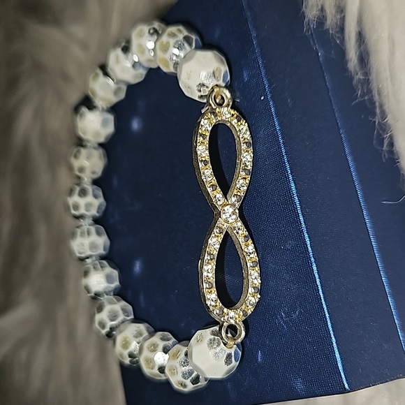 Set of 2 Bracelets - Picture 3 of 6